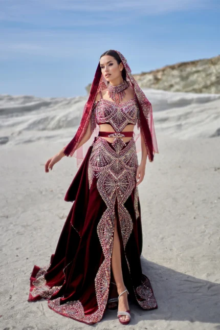 Kırmızı Bindallı Hint Model