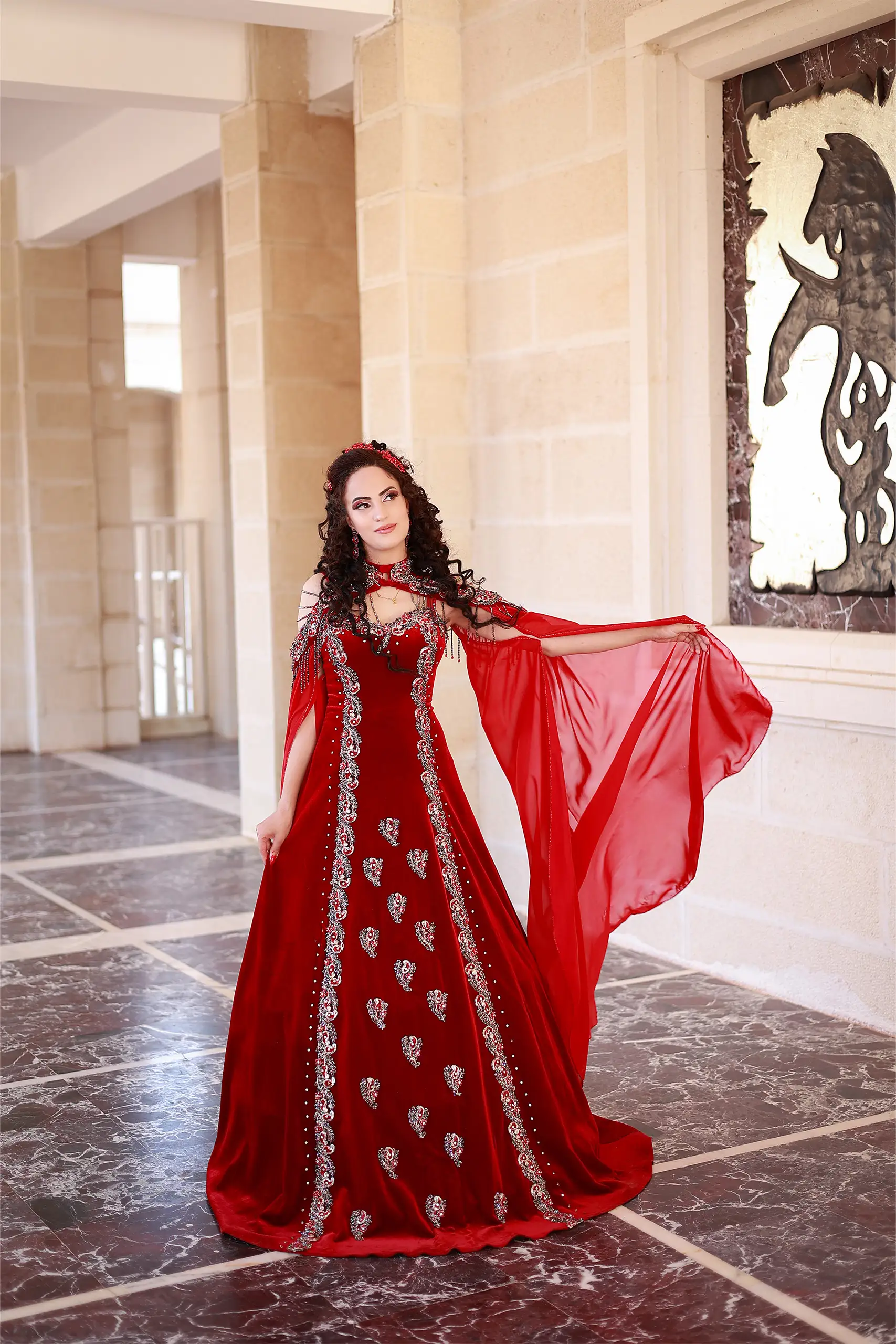 IMG_6865 Tül Pelerinli Kırmızı Bindallı (Müşteri Fotoğrafı) - Görsel 1