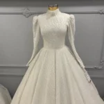 Sade İşlemeli Prenses Model Tesettür Gelinlik