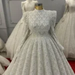 Taş ve Püskül İşlemeli Prenses Model Tesettür Gelinlik
